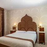 Rosa Hotel 2*