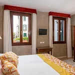 Hotel Rosa 2*