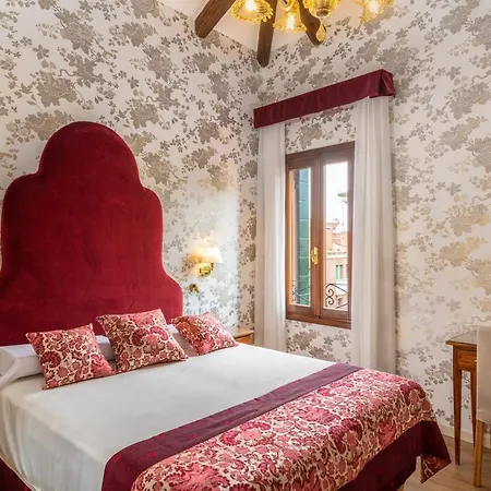 Rosa Otel 2*