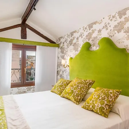 Rosa Otel
