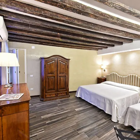 Otel Rosa Venedik