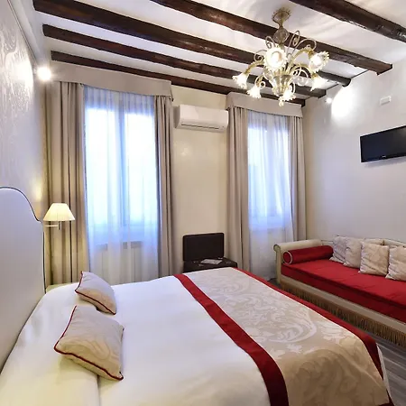 Otel Rosa Venedik