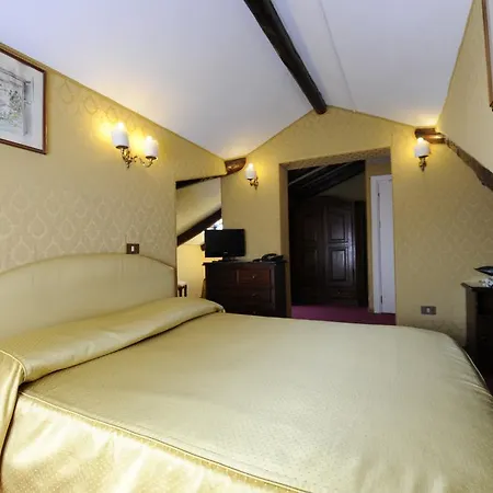 Rosa Otel 2*